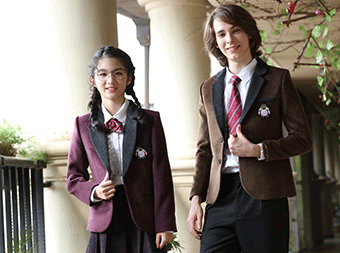 高端羊毛昵學(xué)生西服中學(xué)校服訂做制式套裝