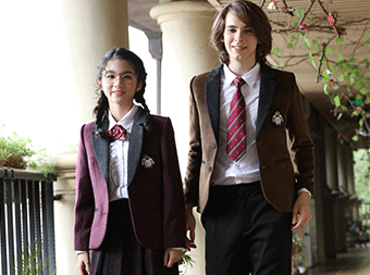 高端羊毛昵學(xué)生西服中學(xué)校服訂做制式套裝