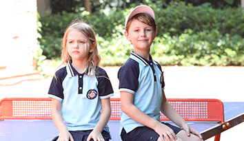 哈馬服飾中學(xué)校服設(shè)計(jì)添光彩