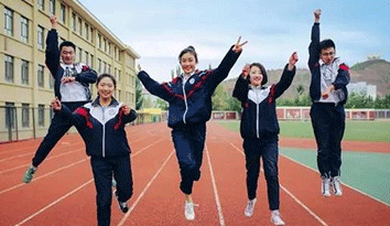 2019年青海省西寧市中小學(xué)生“校服定制” 出品質(zhì)量有望得到改善