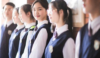 多家權(quán)威媒體聚焦各地美麗校服，共同推動(dòng)校服定制行業(yè)變革