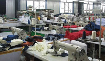 服裝銷售量逐年下降，“校服定制”時(shí)代需要?jiǎng)?chuàng)新升級(jí)？