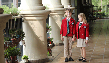 “幼兒園園服”是吸引家長選擇幼兒園的重要因素之一