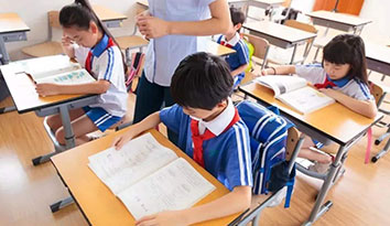 哈馬校服生產(chǎn)廠家：國際學(xué)校該如何面試？