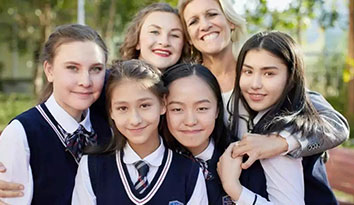 哈馬校服訂做企業(yè)：家長挑選國際學(xué)校必看的十個(gè)層面