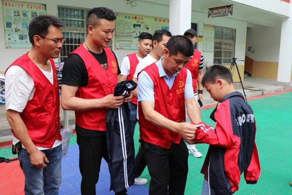 校服訂做 校服訂做