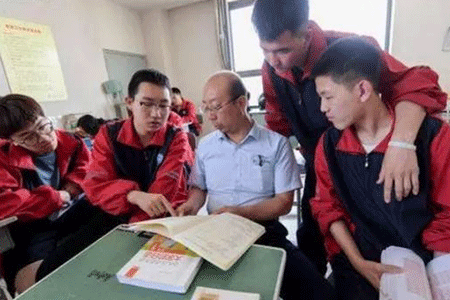 校服定做 校服定做