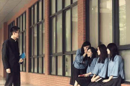 校服定做 校服定做