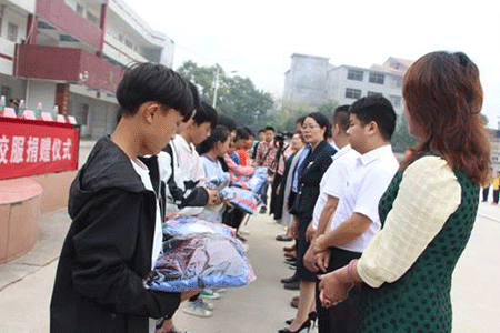 校服定制 校服定制