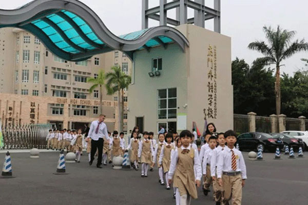 校服定做 校服定做