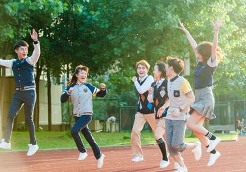 中小學生校服定做 中小學生校服定做