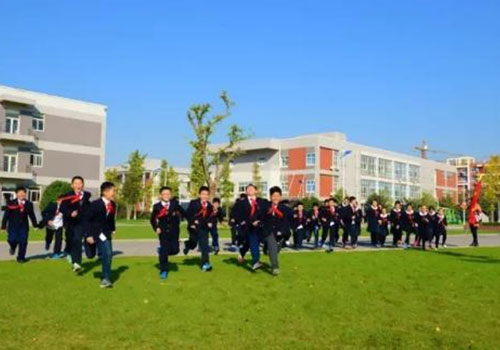 校服定制廠家 校服定制廠家