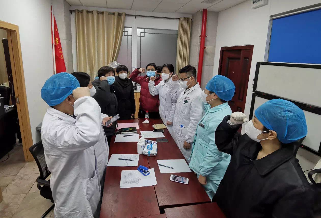 校服生產(chǎn)公司 校服生產(chǎn)公司