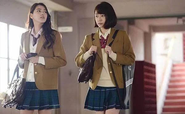 校服定做 校服定做