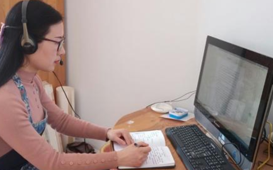 定制校服公司 定制校服公司