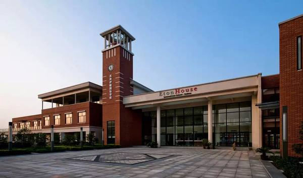 定制校服公司 定制校服公司