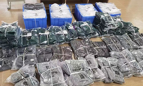 秋冬校服定制，校服生產(chǎn)廠家