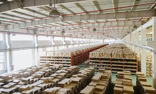 定制小學(xué)校服，校服定制公司