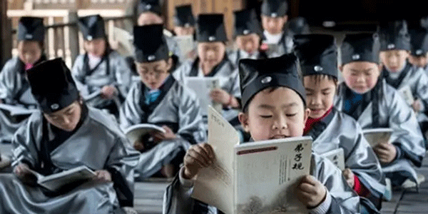 校服生產(chǎn)公司，校服定做