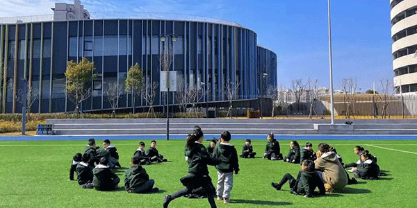 校服生產(chǎn)制造商，校服設(shè)計(jì)