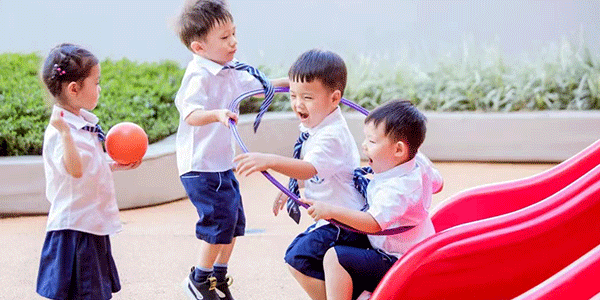 校服制造商，中小學(xué)校服定制