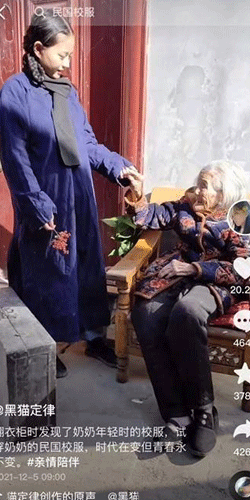 校服生產(chǎn)廠家，校服定制